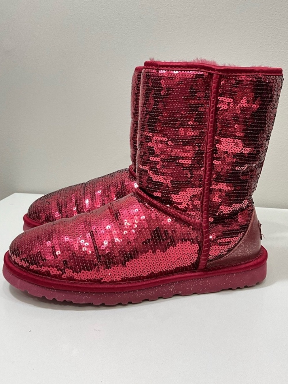 UGG Classic Short Sparkle Sequin Boots Rose Red Sheepskin Winter Booties Women 8